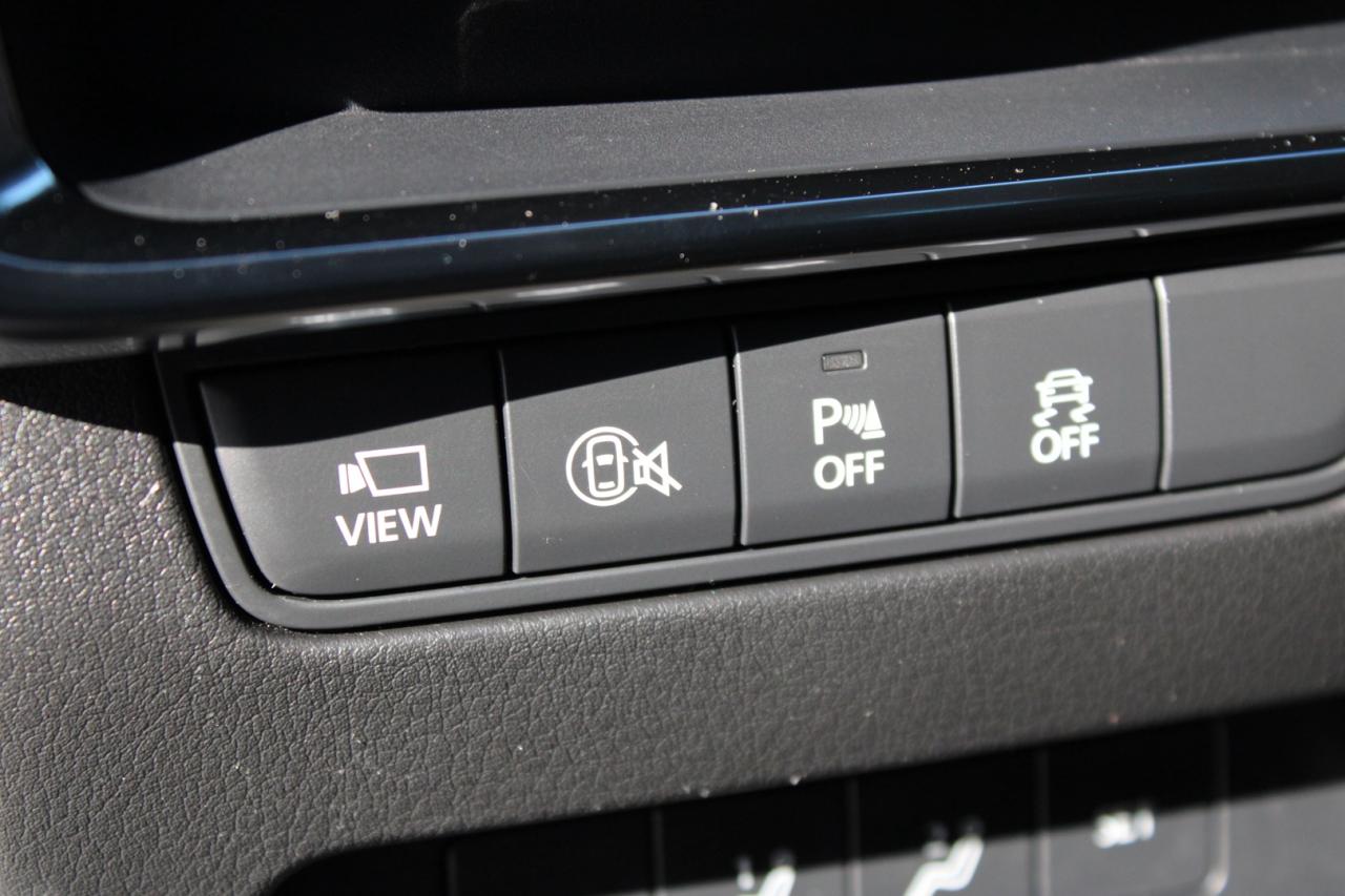 2024 Mazda MAZDA3 SPORT GT MANUAL   ACCIDENT FREE   CLEAN CARFAX Photo