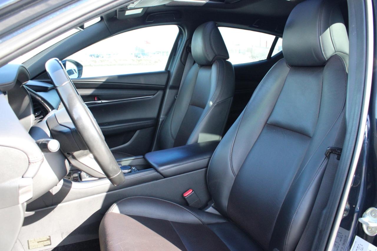 2024 Mazda MAZDA3 SPORT GT MANUAL   ACCIDENT FREE   CLEAN CARFAX Photo