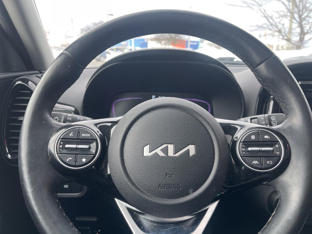 2023 Kia Soul EX Premium IVT Sunroof Nav Back Up Camera Photo3