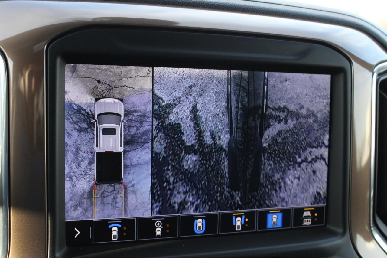 2021 Chevrolet Silverado 1500 High Country Crew Cab 4WD 6.2L Clean Carfax Photo