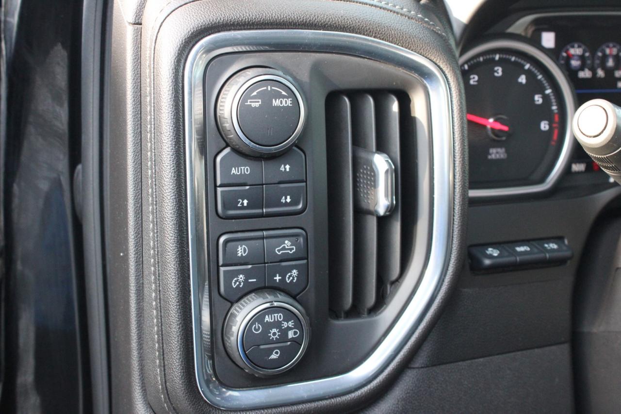 2021 Chevrolet Silverado 1500 High Country Crew Cab 4WD 6.2L Clean Carfax Photo