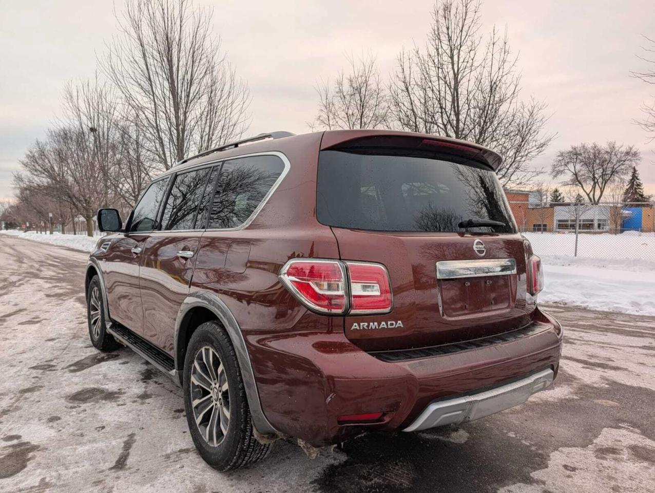 2017 Nissan Armada 4WD 4DR SL Photo4