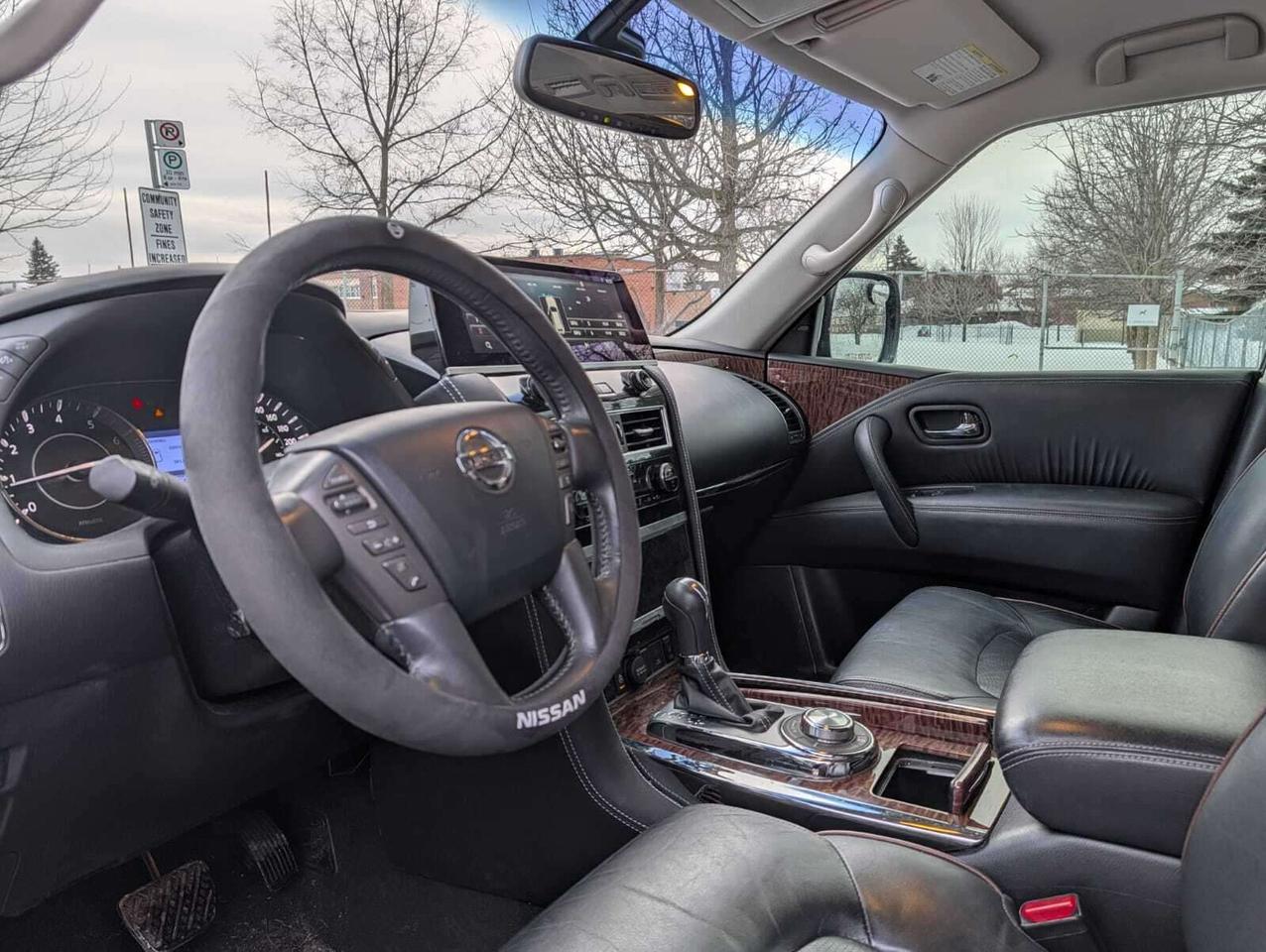 2017 Nissan Armada 4WD 4DR SL Photo4