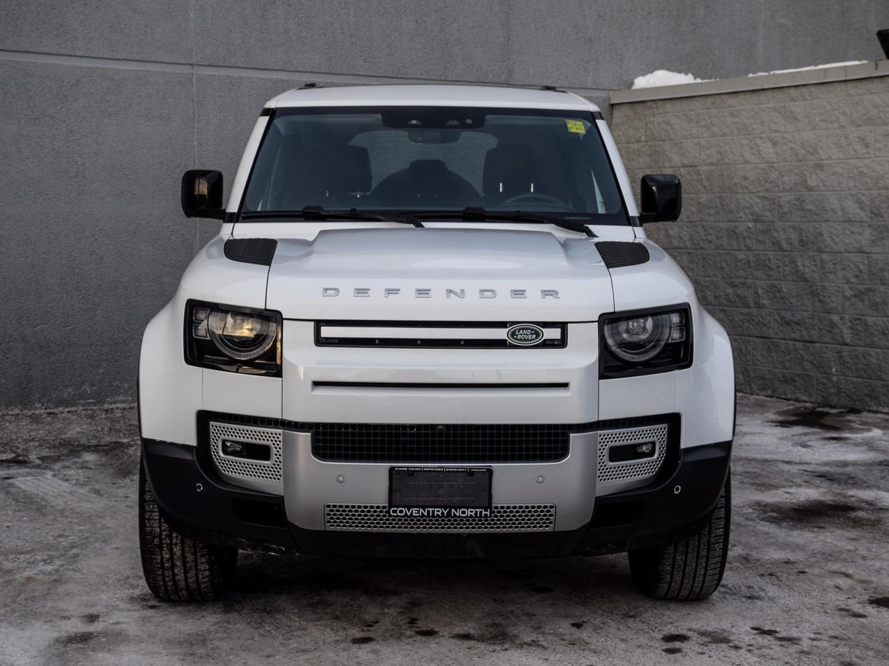 2024 Land Rover Defender 110 P300 S Photo