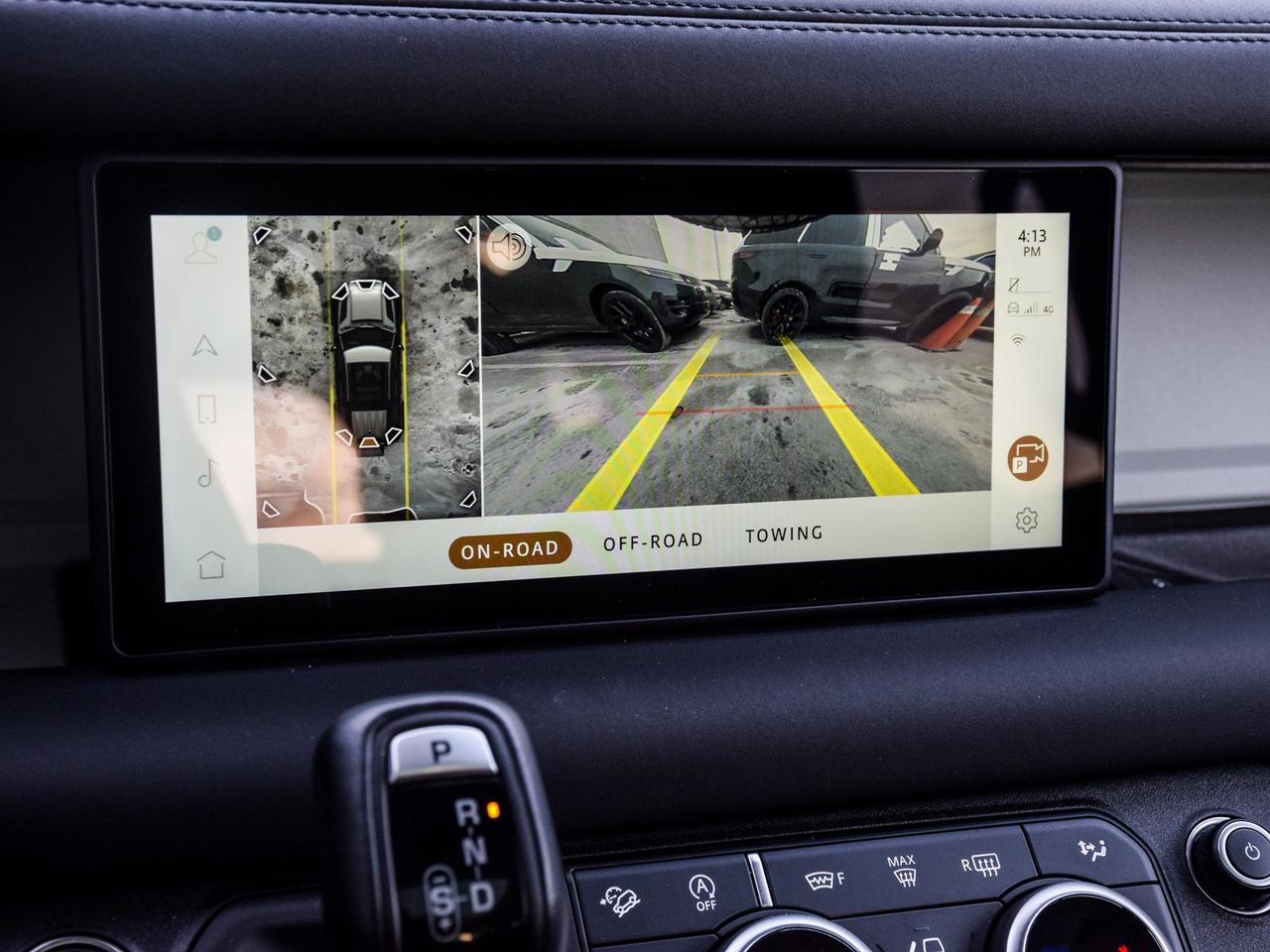 2024 Land Rover Defender 110 P300 S Photo