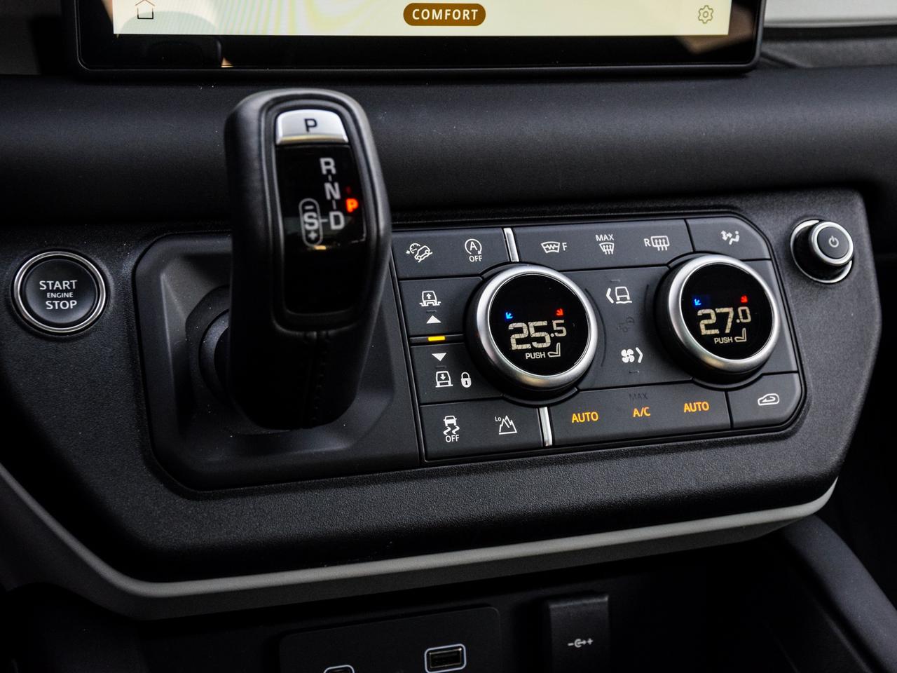 2024 Land Rover Defender 110 P300 S Photo