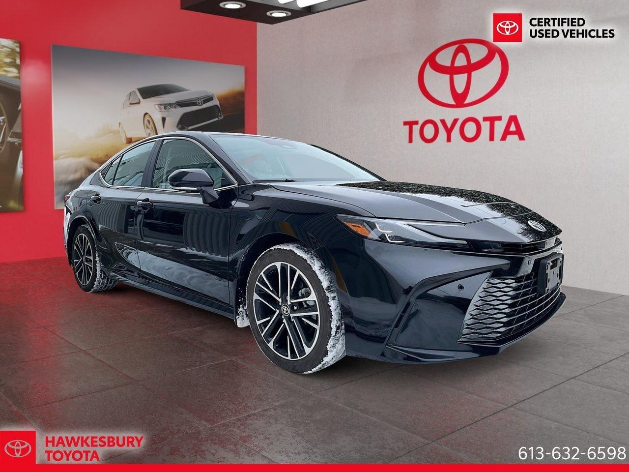 2026 Toyota Camry HYBRID XLE AWD Photo5