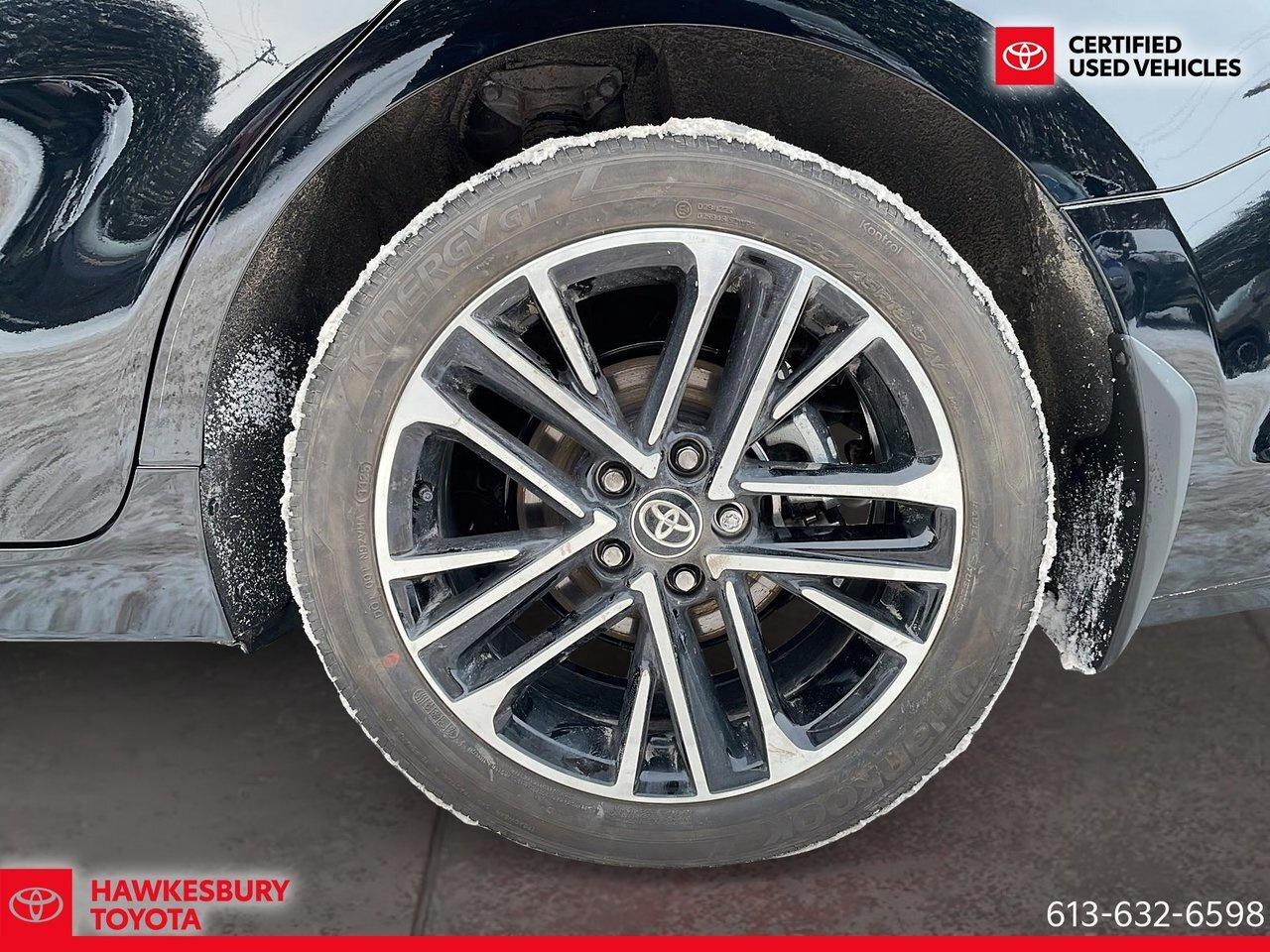 2026 Toyota Camry HYBRID XLE AWD Photo