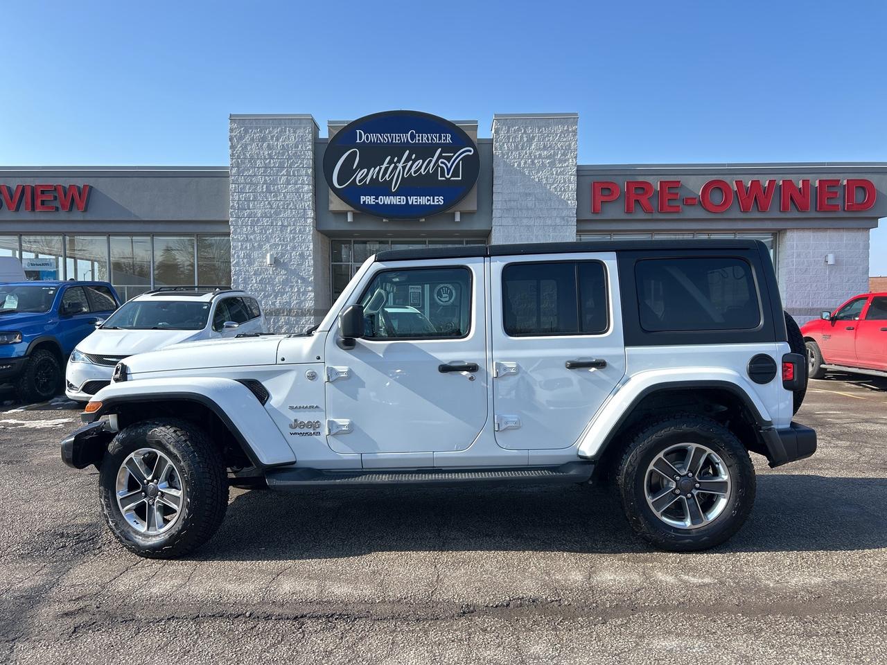 2018 Jeep WRANGLER UNLIMITED Sahara w/V6, Navigation, Heated Seats, RemoteStart Photo
