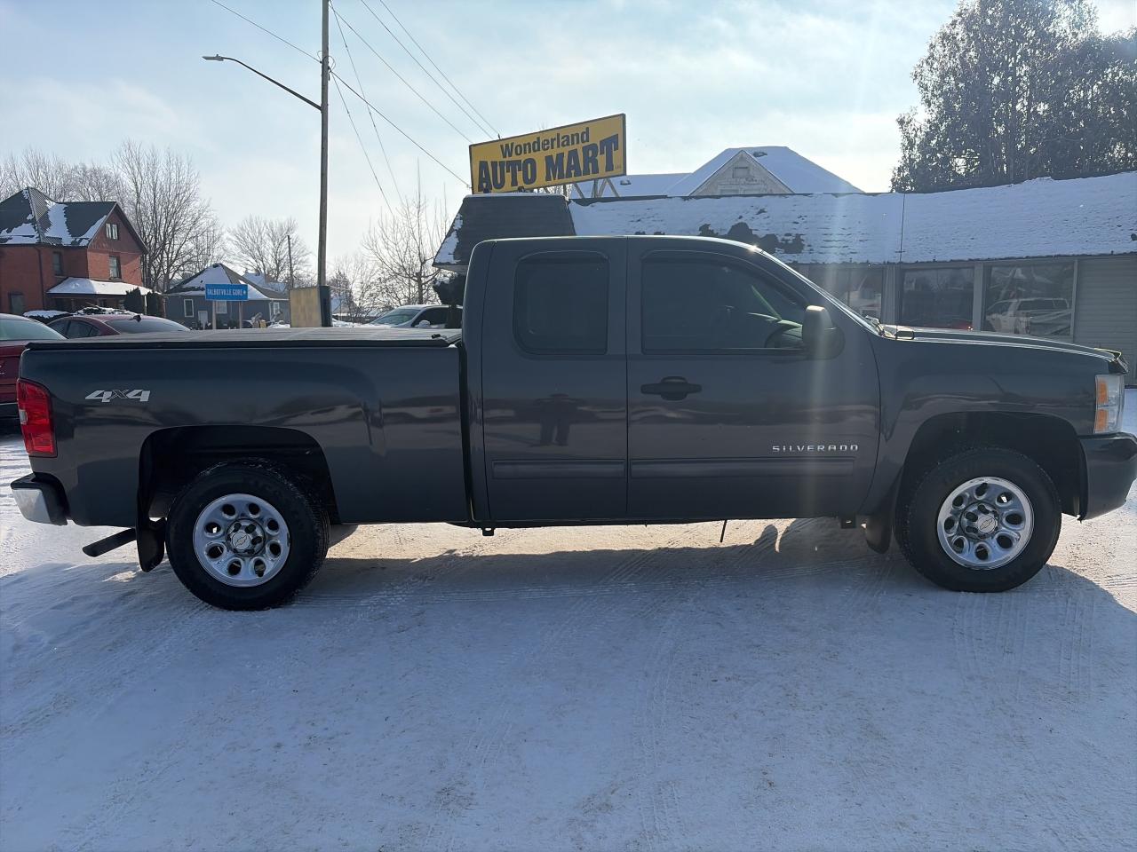 2011 Chevrolet Silverado 1500 LT- 4X4-CLEAN- 5.3L Photo3