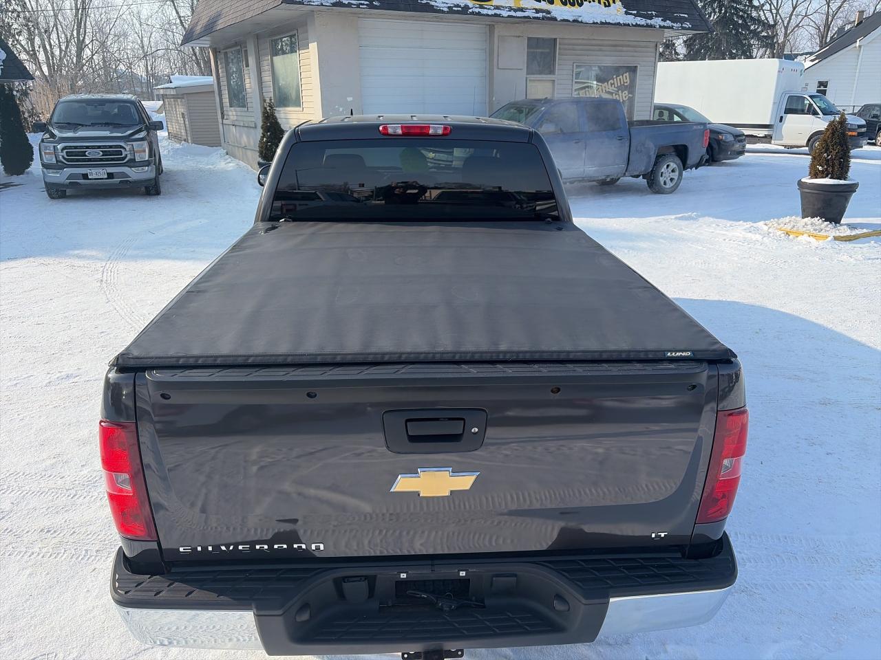 2011 Chevrolet Silverado 1500 LT- 4X4-CLEAN- 5.3L Photo