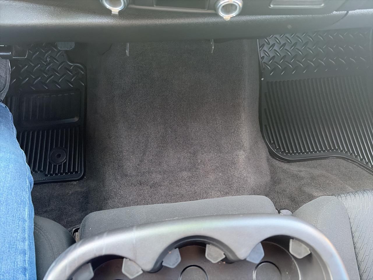 2011 Chevrolet Silverado 1500 LT- 4X4-CLEAN- 5.3L Photo