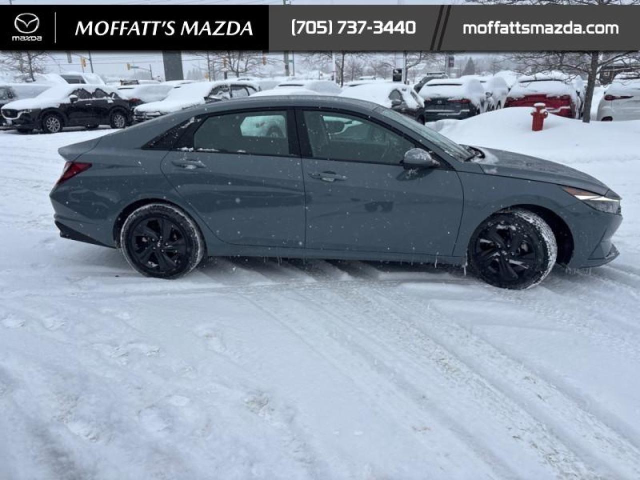 2022 Hyundai Elantra Preferred Photo