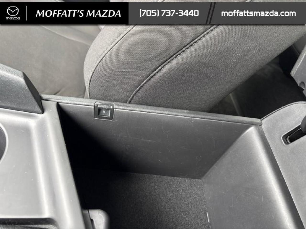 2022 Hyundai Elantra Preferred Photo