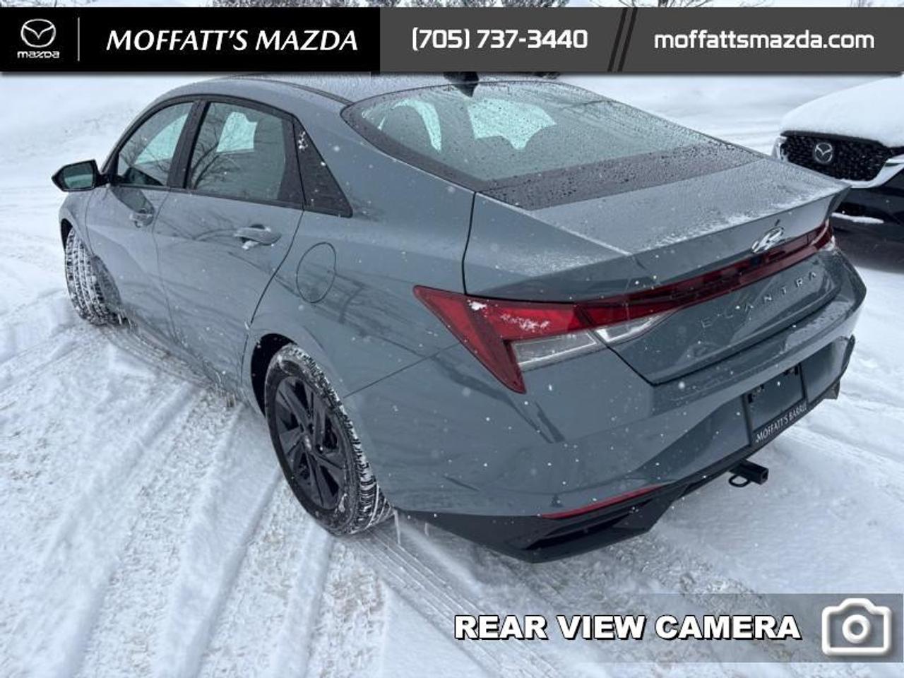 2022 Hyundai Elantra Preferred Photo