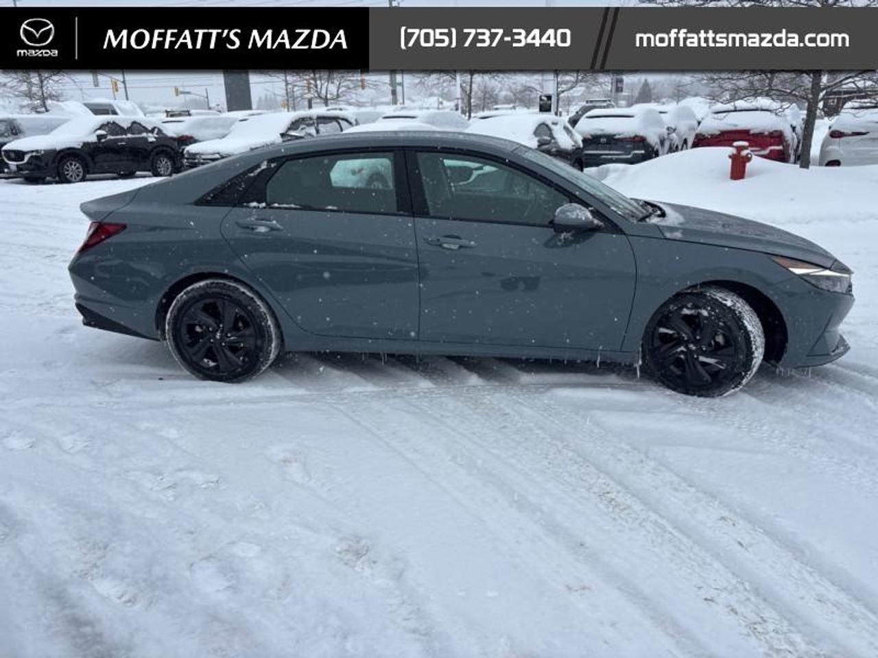 2022 Hyundai Elantra Preferred Photo