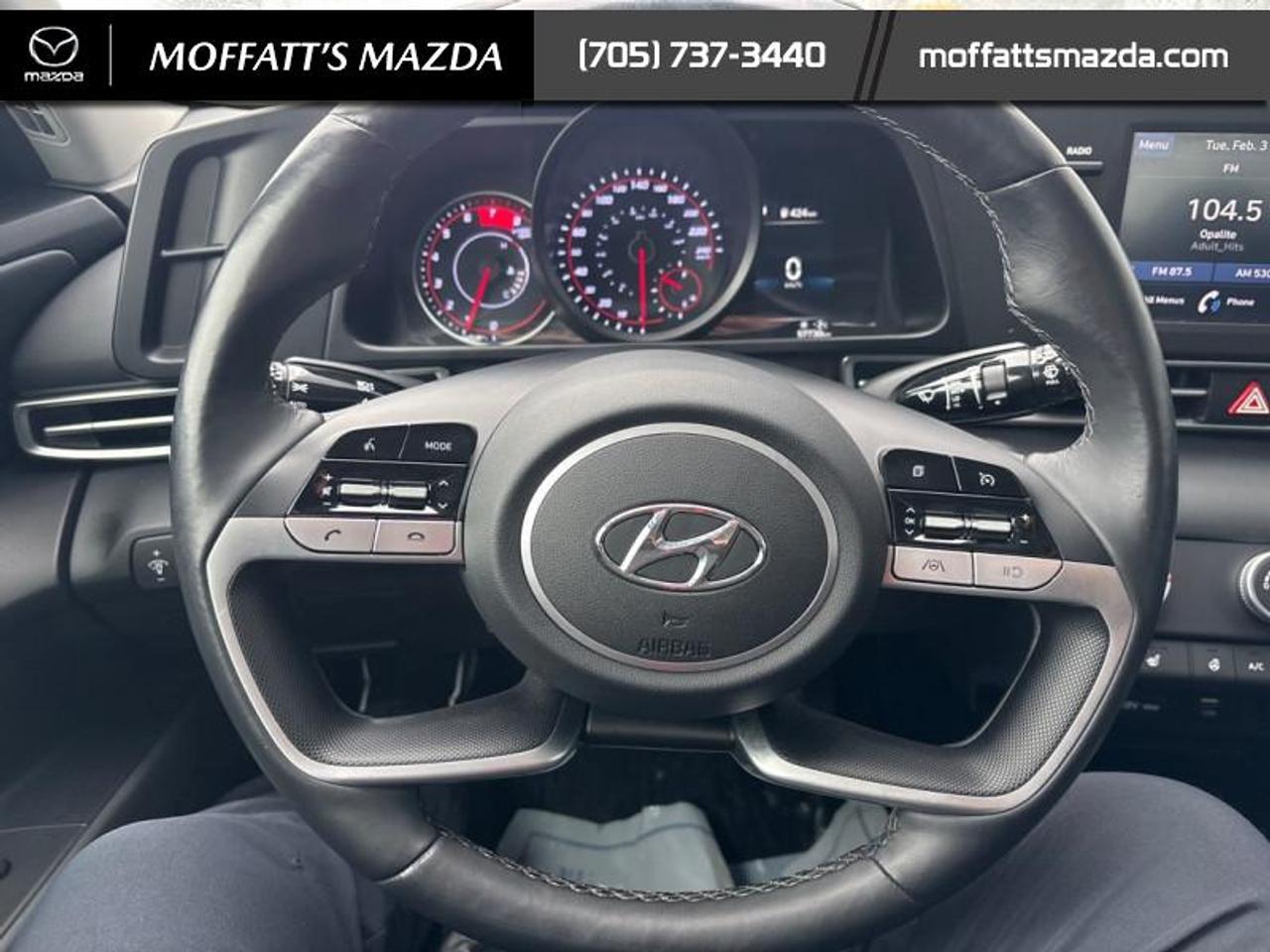 2022 Hyundai Elantra Preferred Photo