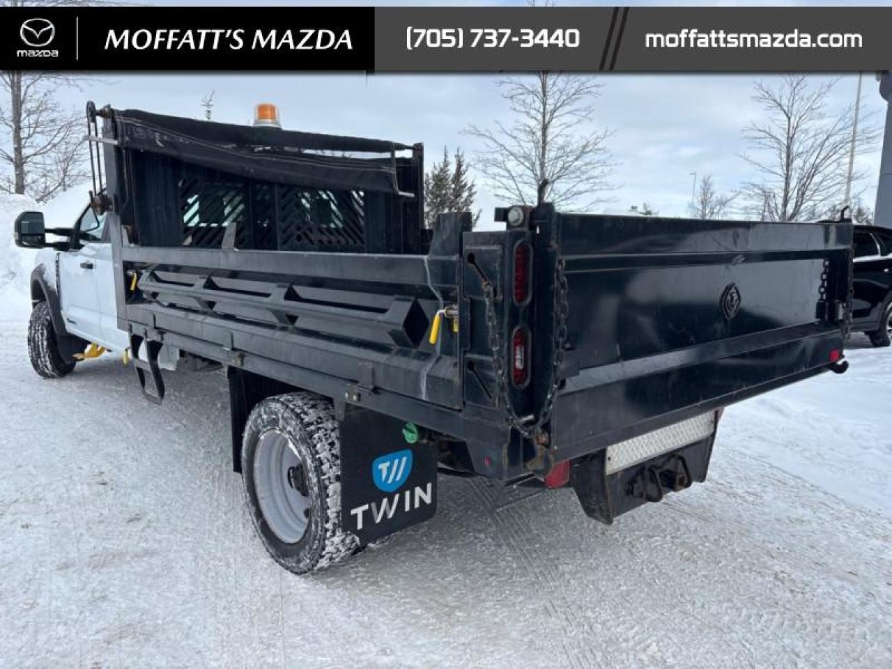 2023 Ford SUPER DUTY F-550 DRW XL Photo2