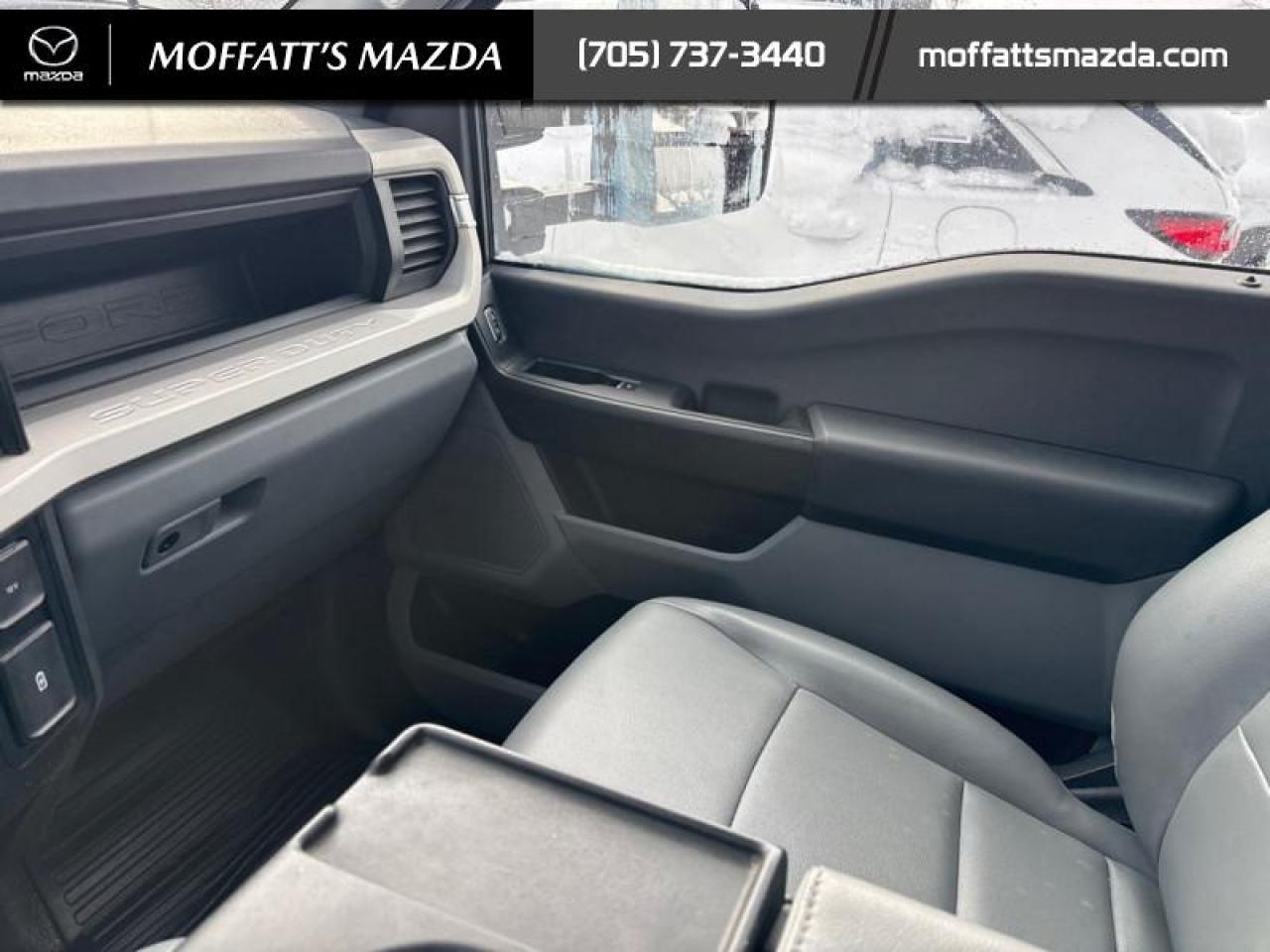 2023 Ford SUPER DUTY F-550 DRW XL Photo