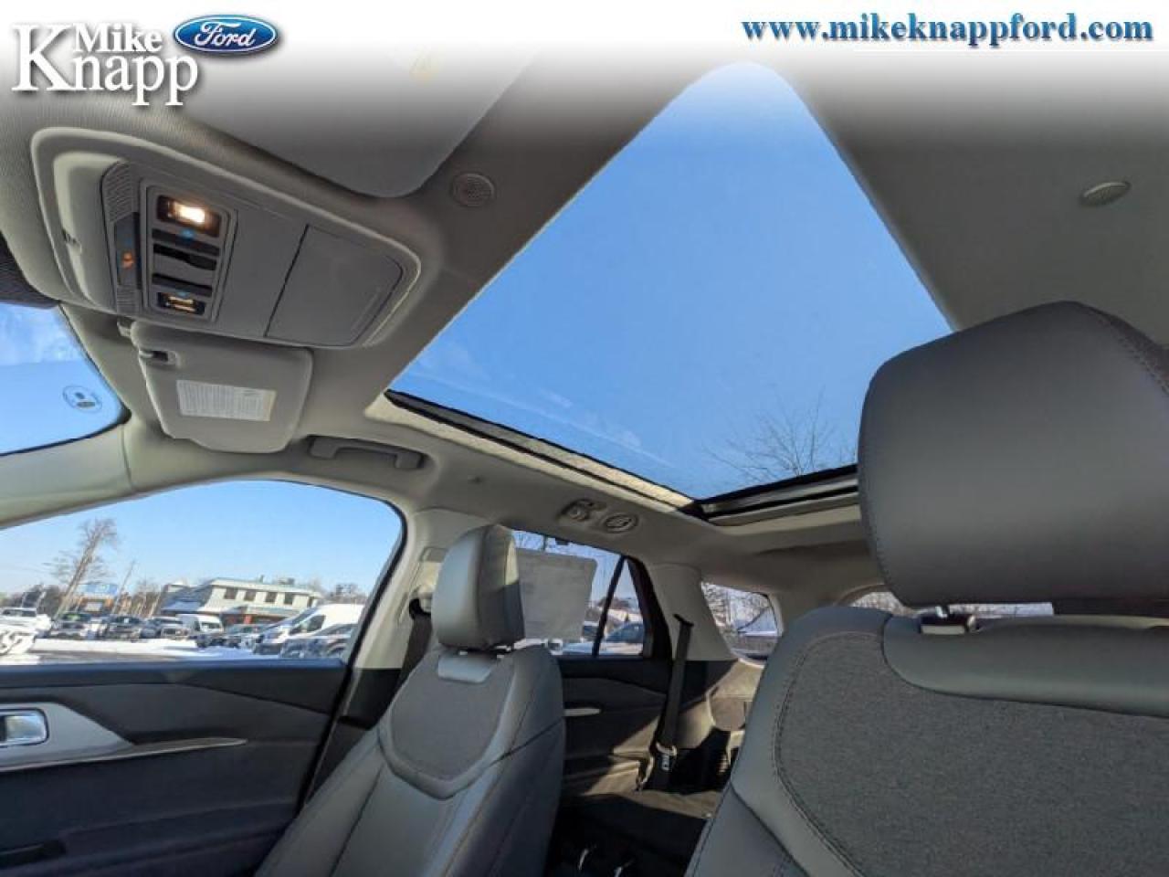 2026 Ford Explorer Active Photo