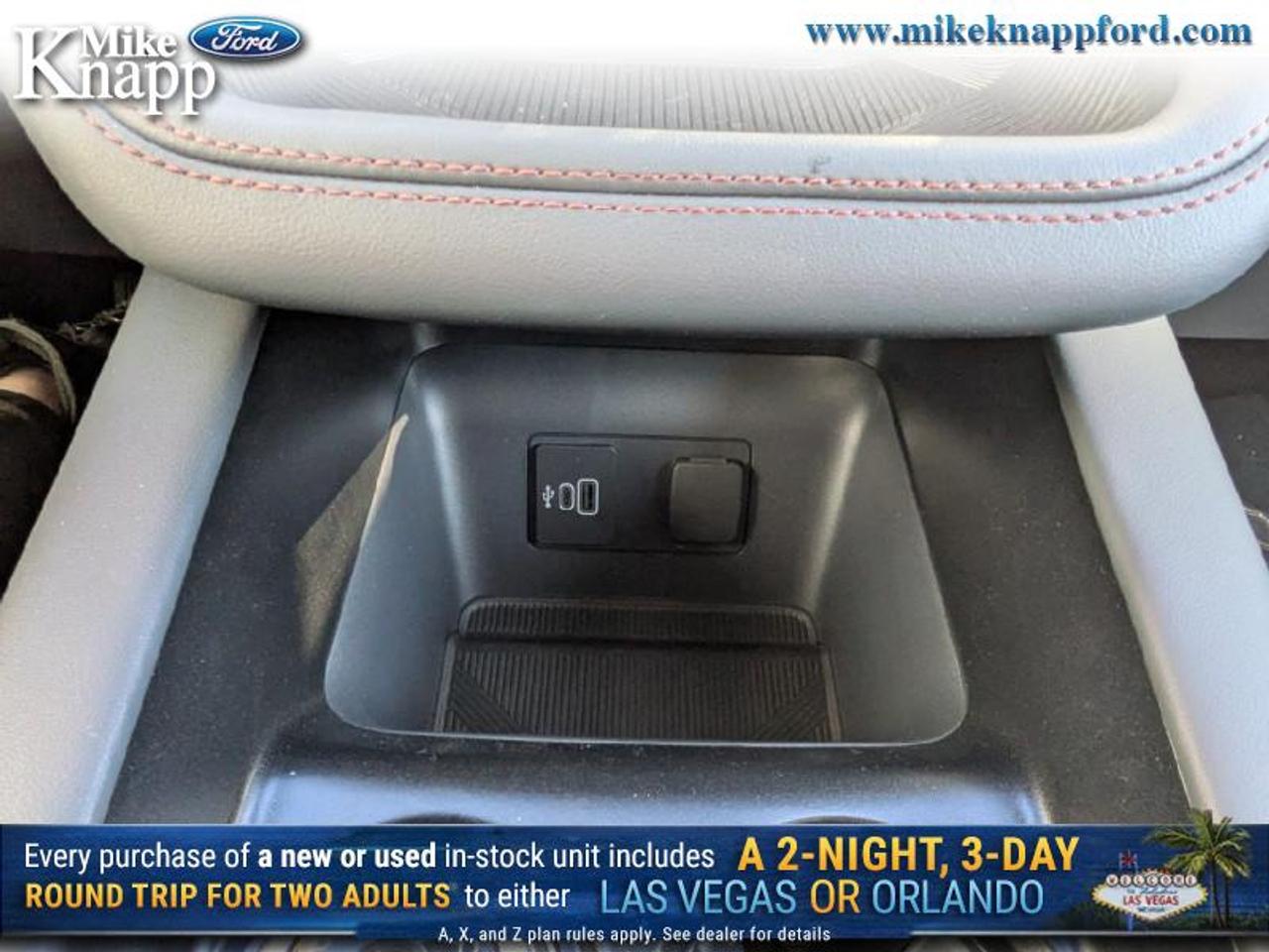 2026 Ford Explorer Active Photo