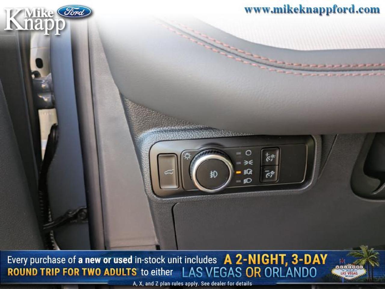 2026 Ford Explorer Active Photo