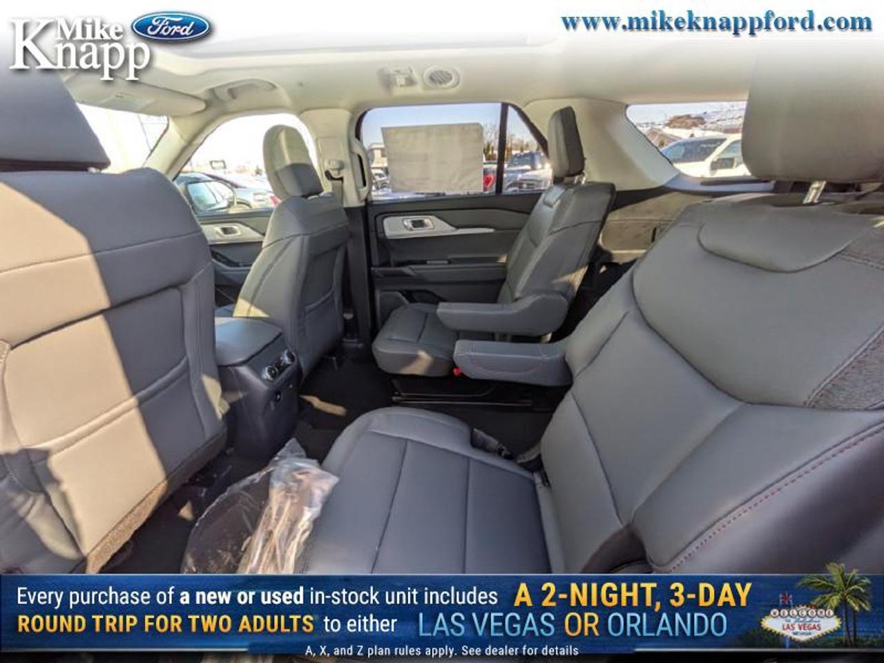 2026 Ford Explorer Active Photo