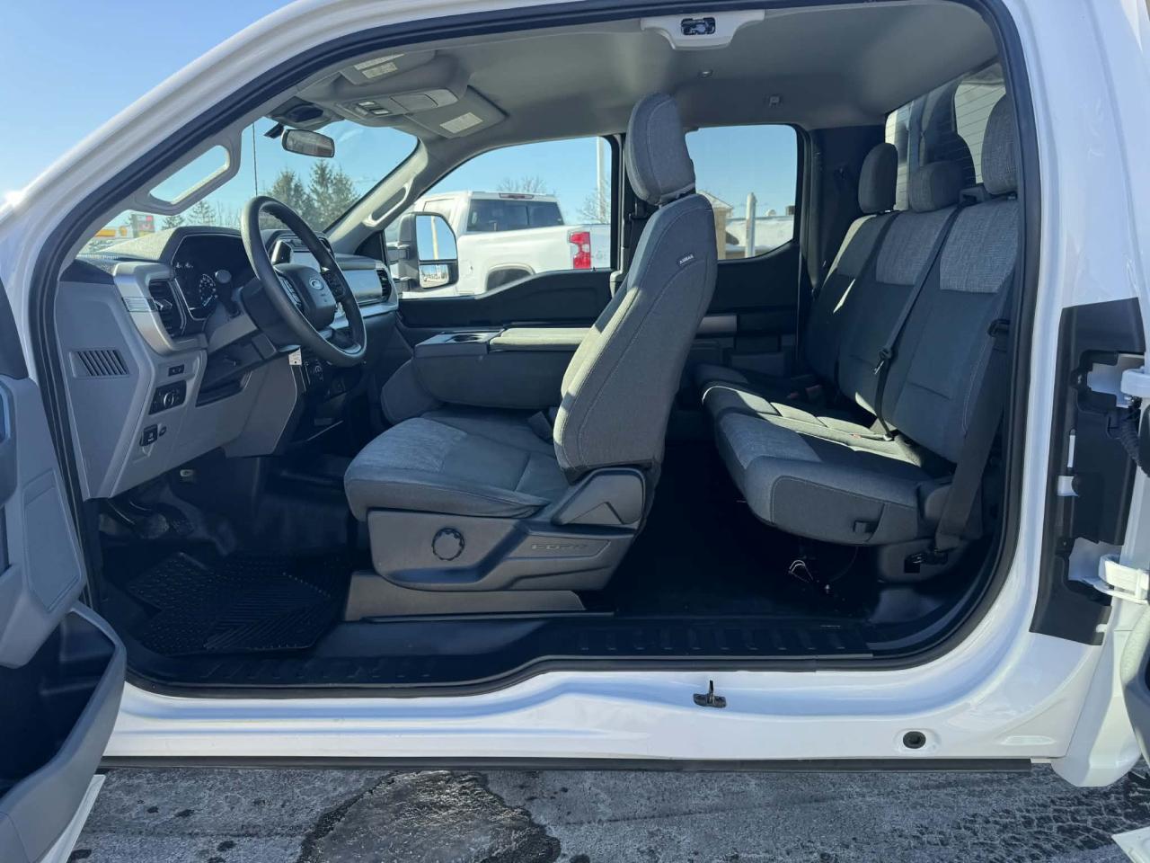 2021 Ford F-150 XLT 4WD SuperCab 6.5' Box Photo