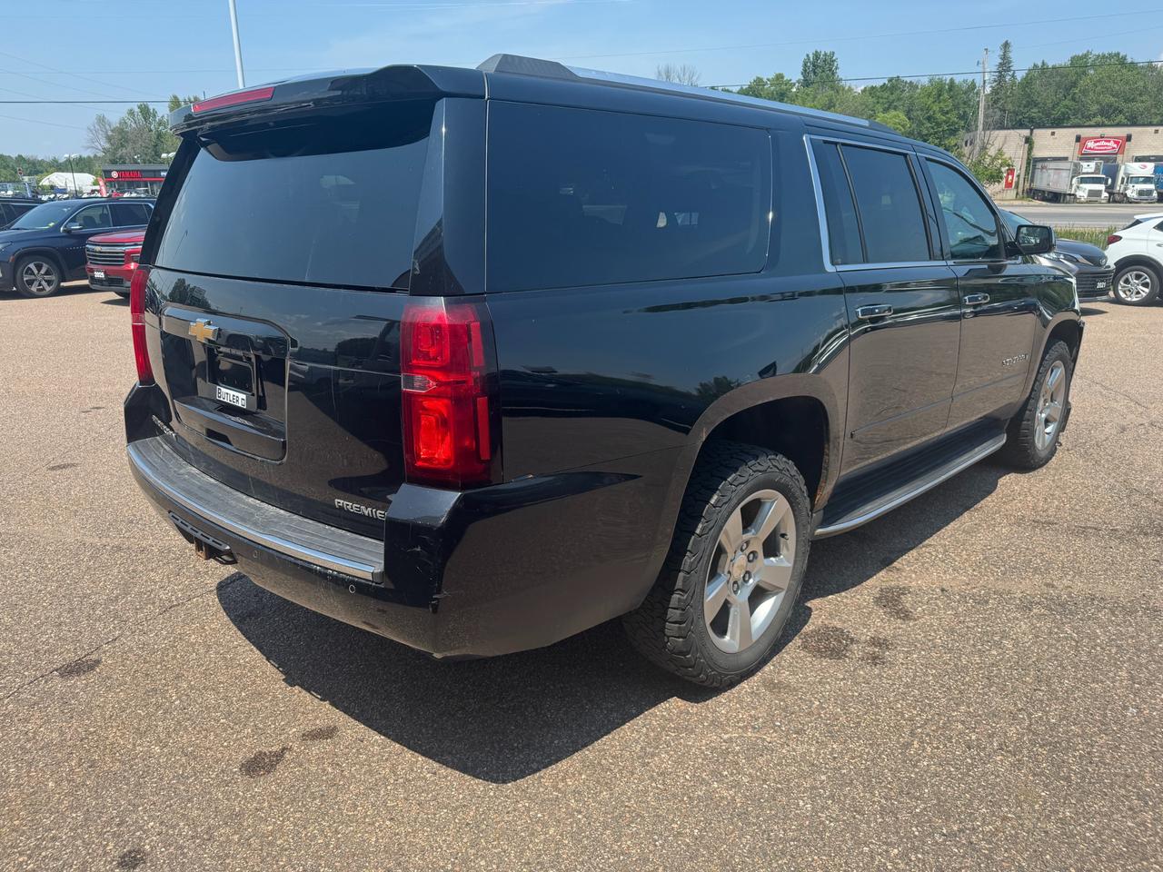 2019 Chevrolet Suburban Premier 4x4 Photo