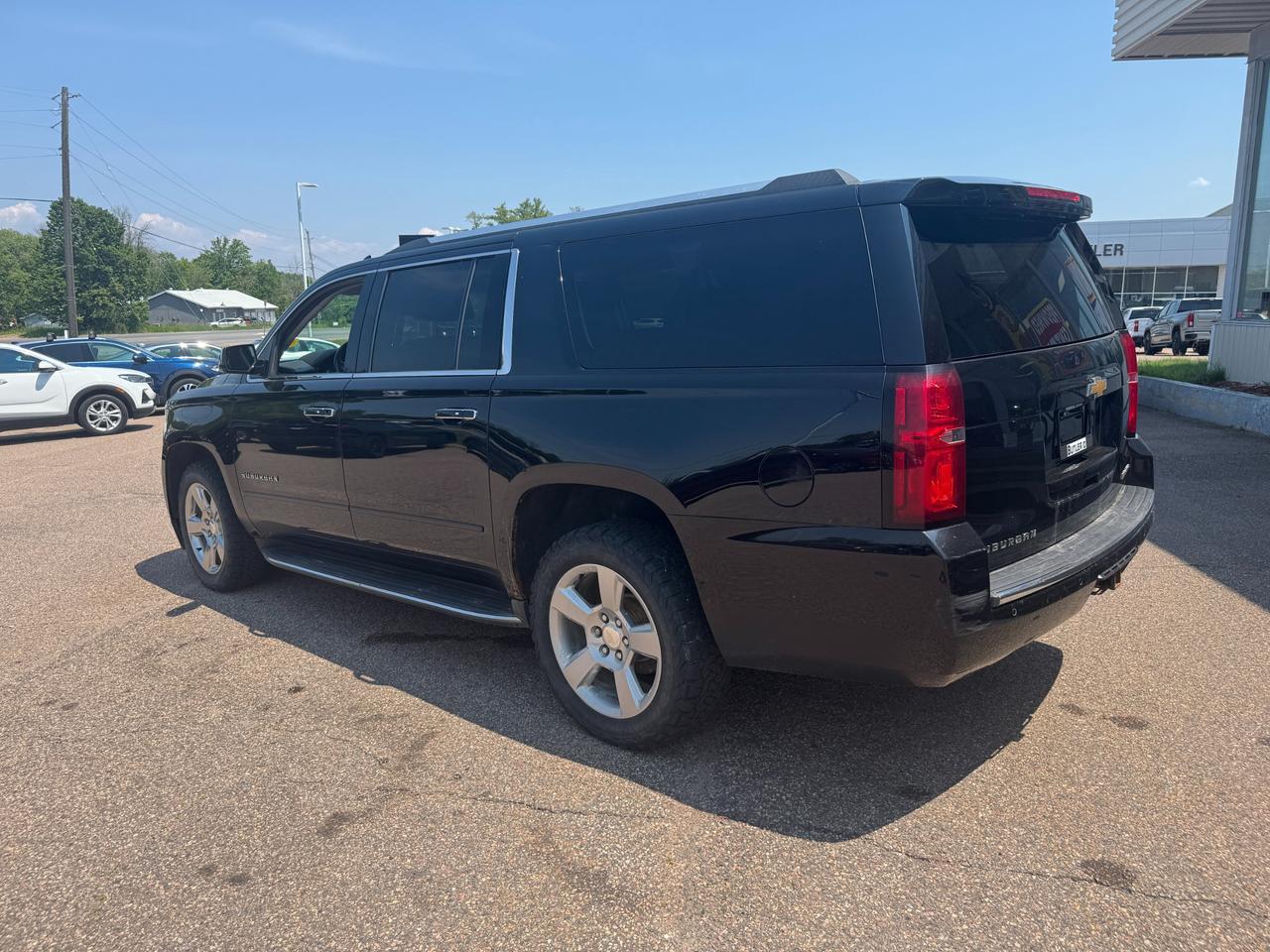 2019 Chevrolet Suburban Premier 4x4 Photo