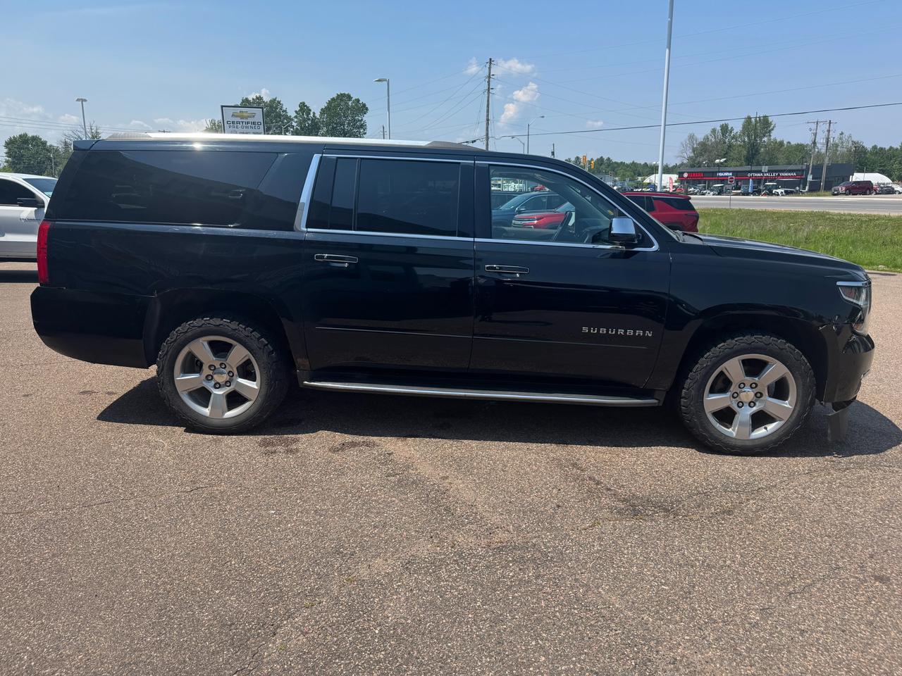 2019 Chevrolet Suburban Premier 4x4 Photo