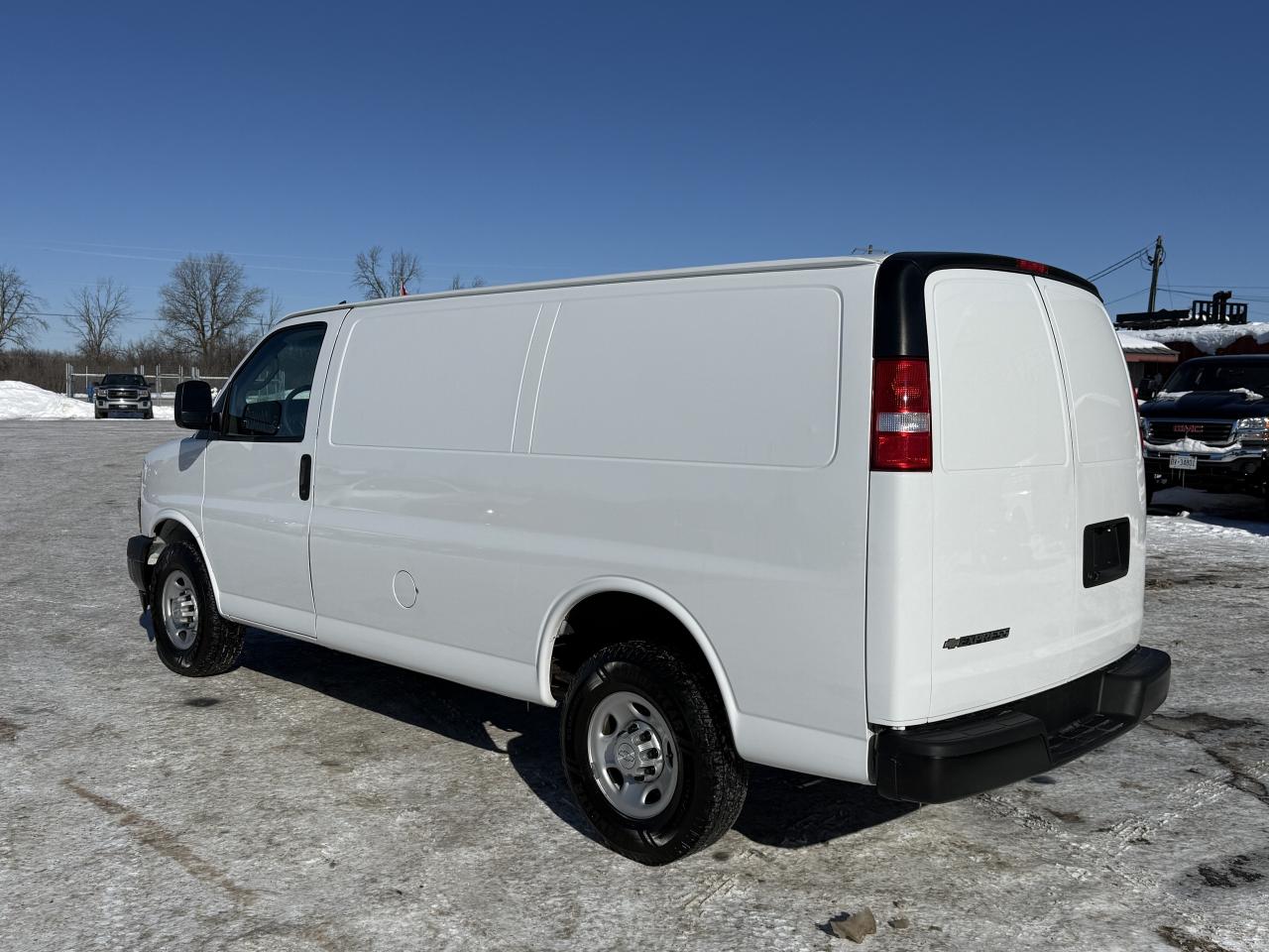 2019 Chevrolet Express RWD 2500 135 Photo