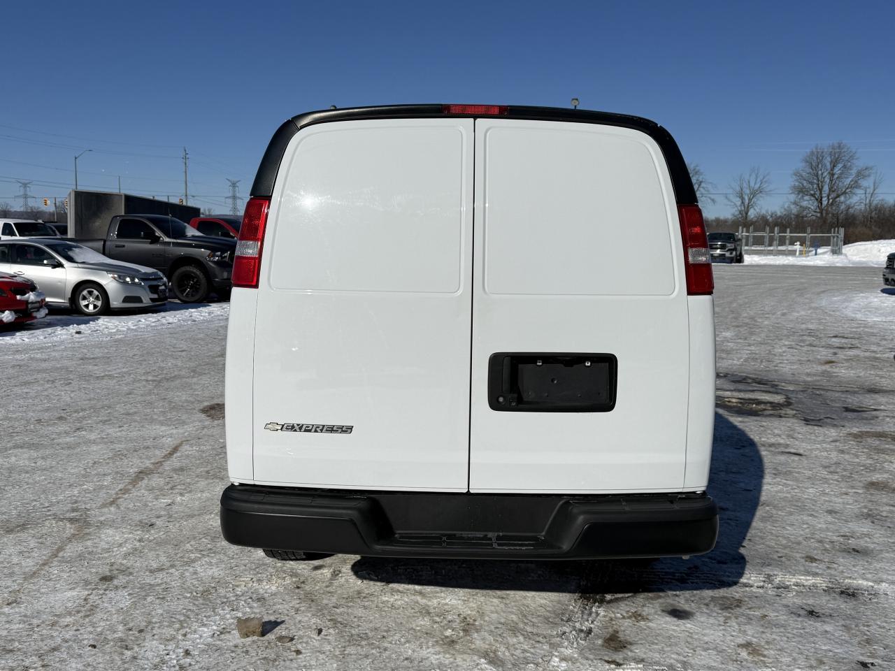 2019 Chevrolet Express RWD 2500 135 Photo