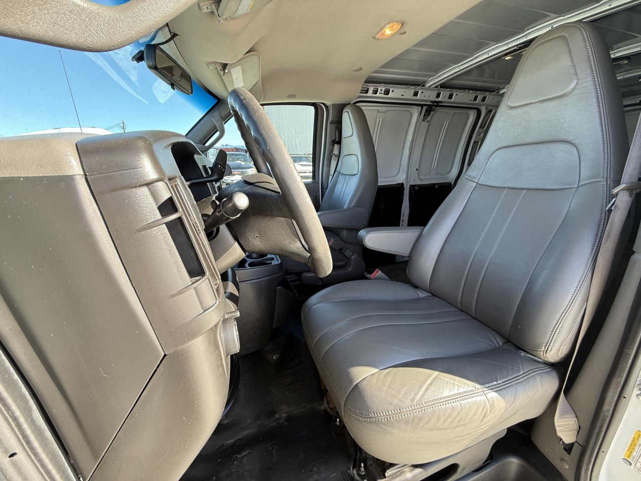 2019 Chevrolet Express RWD 2500 135 Photo