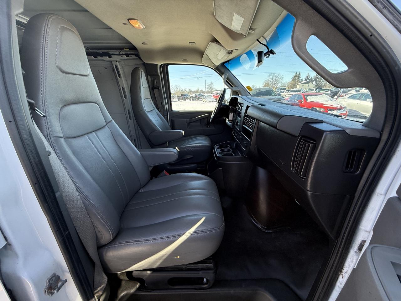2019 Chevrolet Express RWD 2500 135 Photo