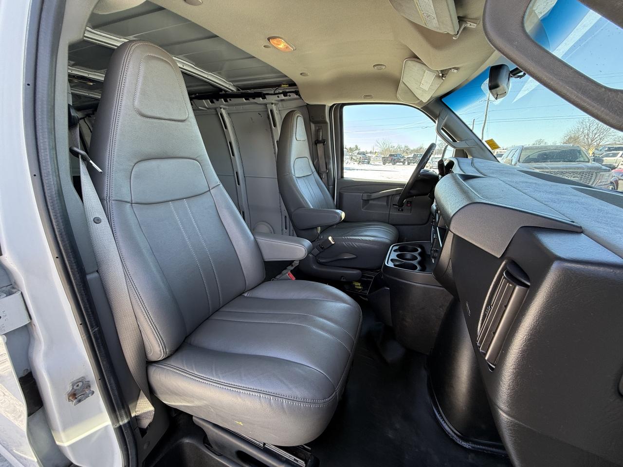 2019 Chevrolet Express RWD 2500 135 Photo