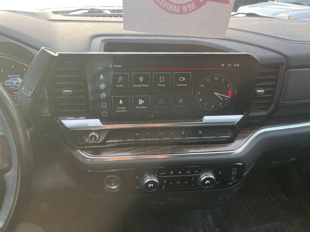 2023 GMC Sierra 1500 Crew Cab Short Box 4-Wheel Drive SLE Photo