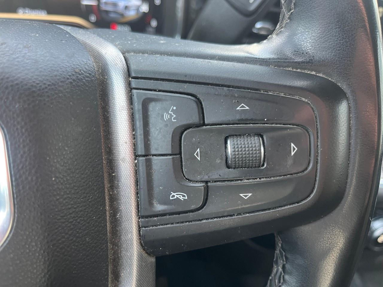 2023 GMC Sierra 1500 Crew Cab Short Box 4-Wheel Drive SLE Photo