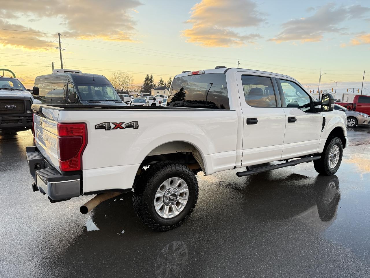 2022 Ford F-250 XLT 4WD Crew Cab 6.75' Box Photo