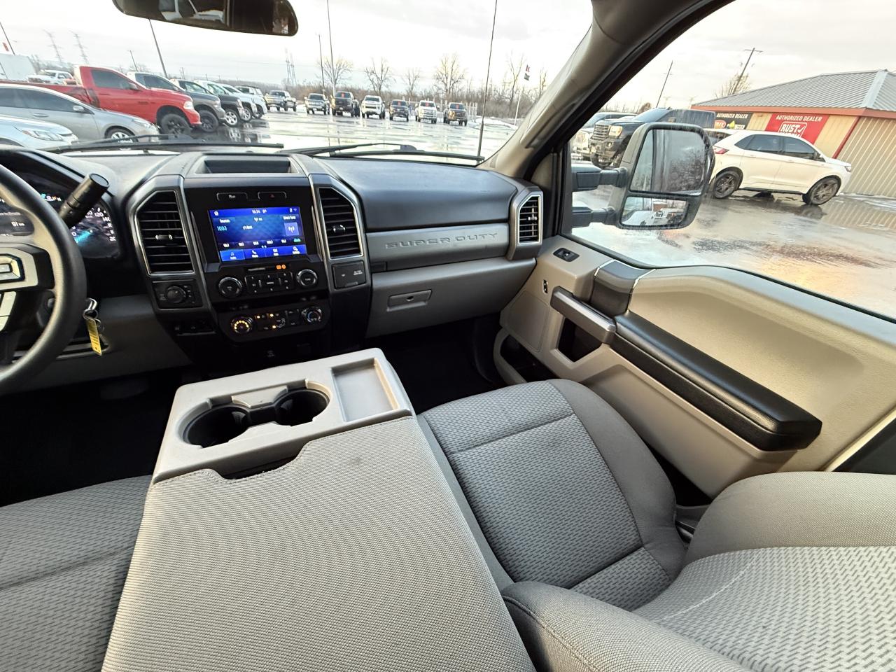 2022 Ford F-250 XLT 4WD Crew Cab 6.75' Box Photo