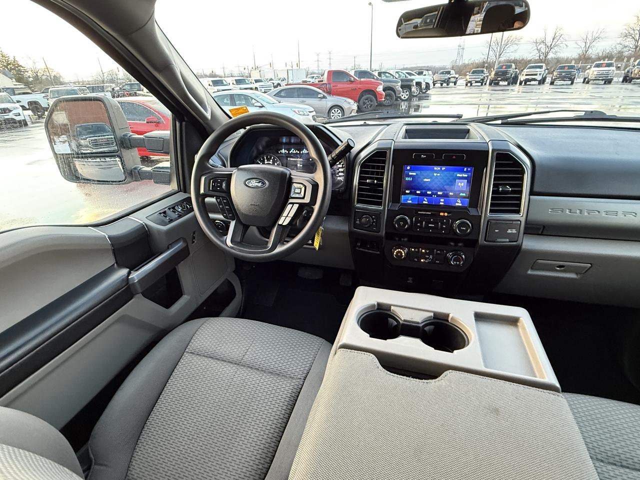 2022 Ford F-250 XLT 4WD Crew Cab 6.75' Box Photo