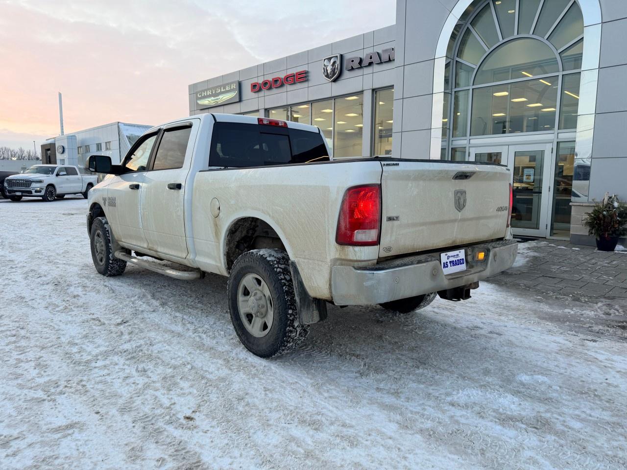 2016 RAM 2500 4WD Crew Cab 6.4 Ft Box SLT Photo