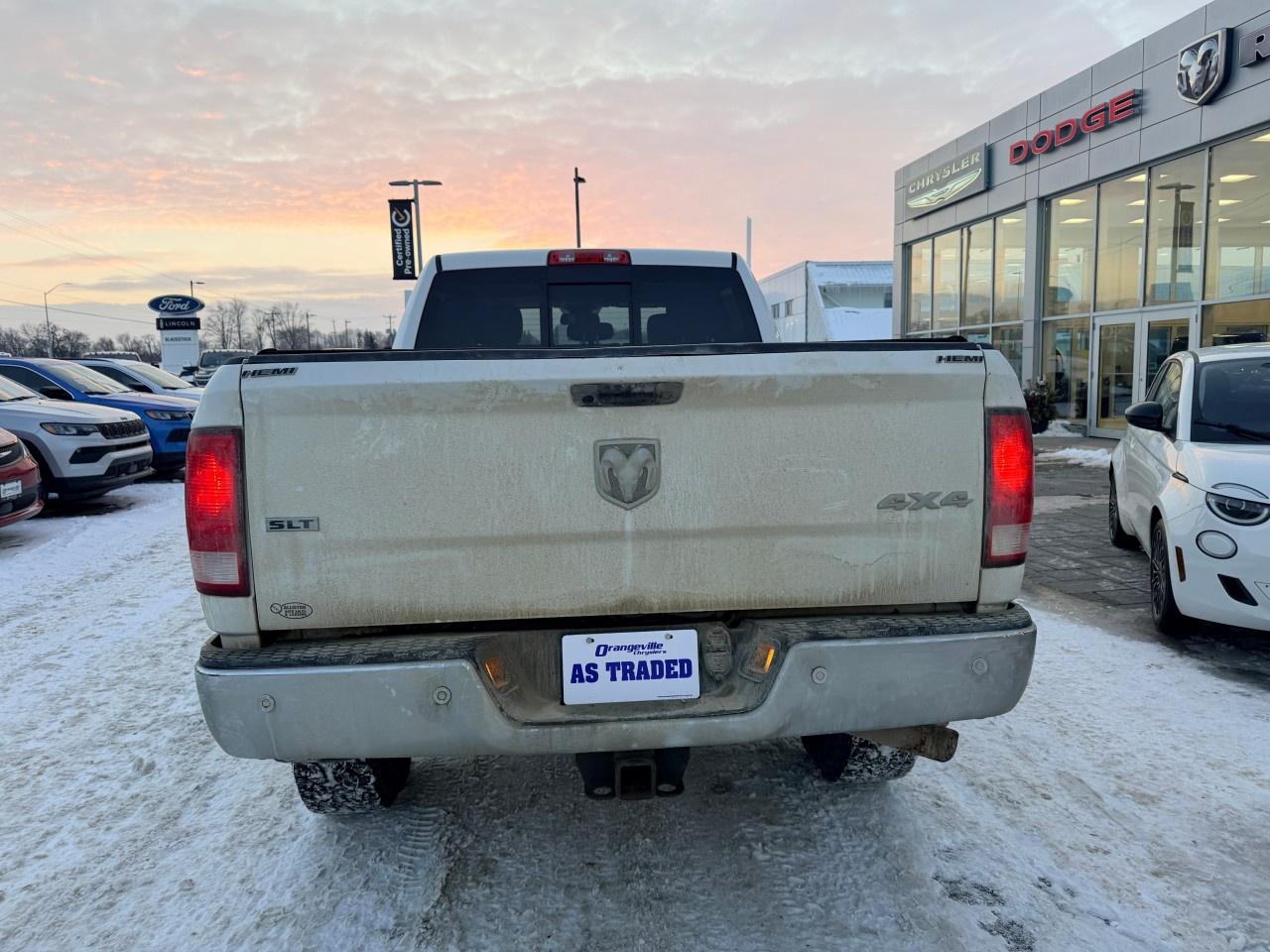2016 RAM 2500 4WD Crew Cab 6.4 Ft Box SLT Photo