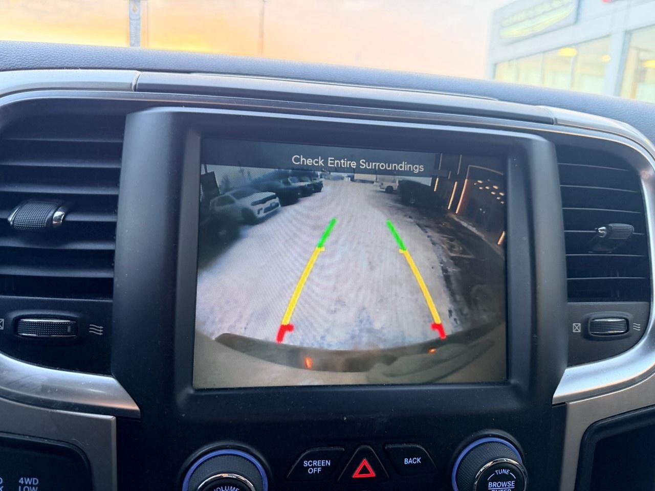 2016 RAM 2500 4WD Crew Cab 6.4 Ft Box SLT Photo