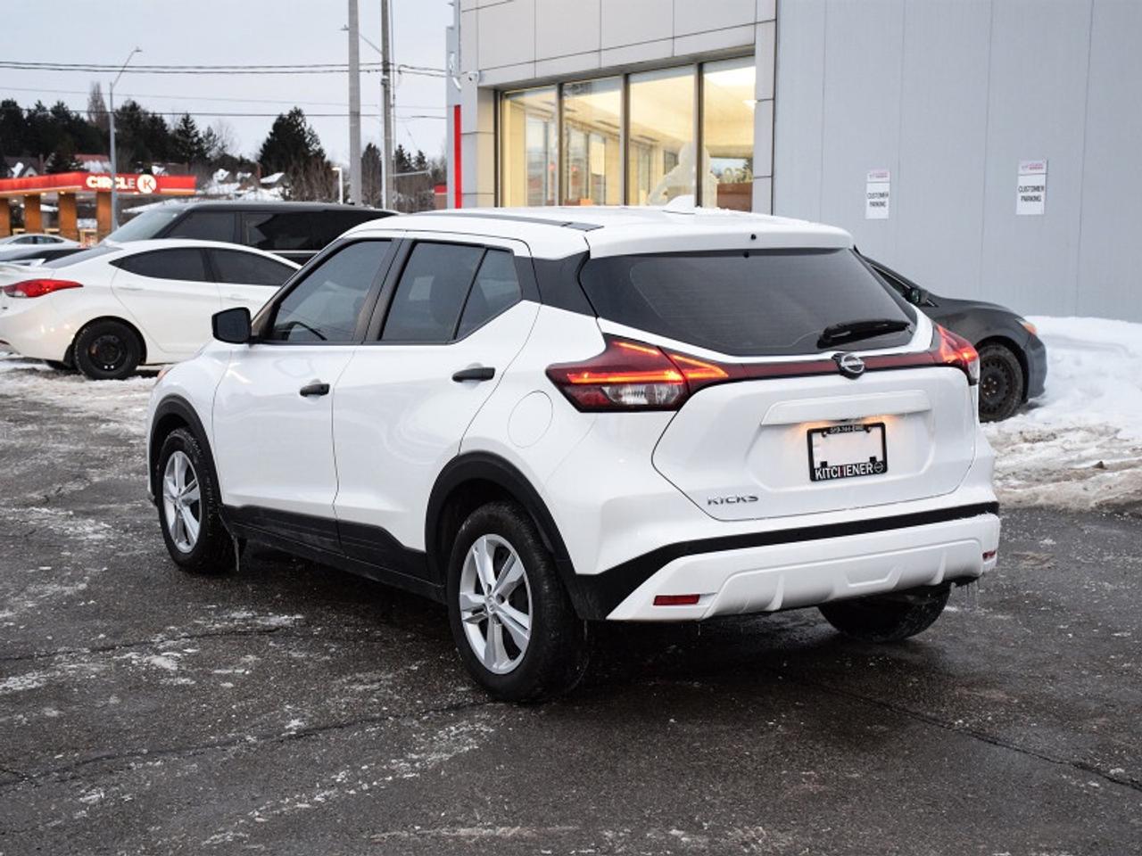 2023 Nissan Kicks S   Push Start   Cam   CarPlay   Android Auto Photo