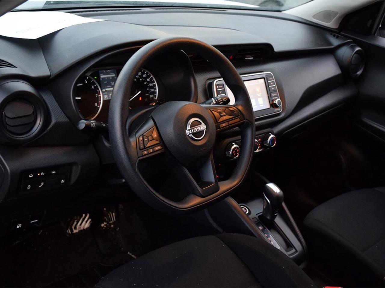 2023 Nissan Kicks S   Push Start   Cam   CarPlay   Android Auto Photo