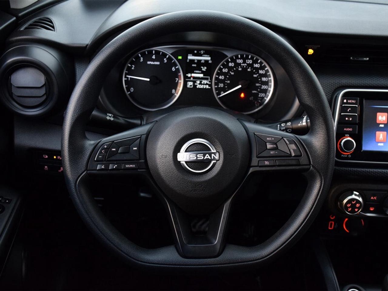 2023 Nissan Kicks S   Push Start   Cam   CarPlay   Android Auto Photo