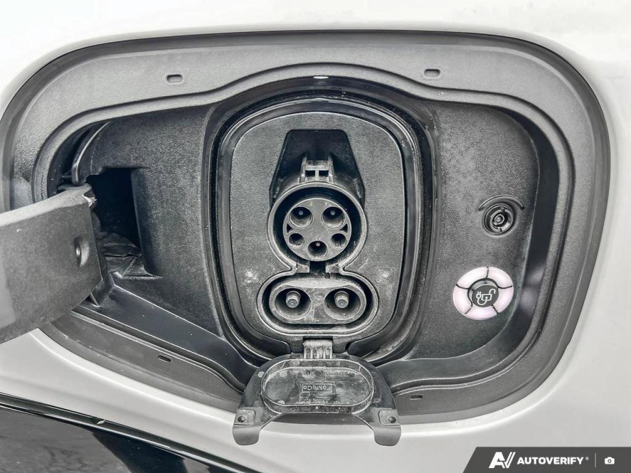 2021 Ford Mustang Mach-E Premium   LEASE RETURN   GLASS ROOF   EXT BATT LEA Photo