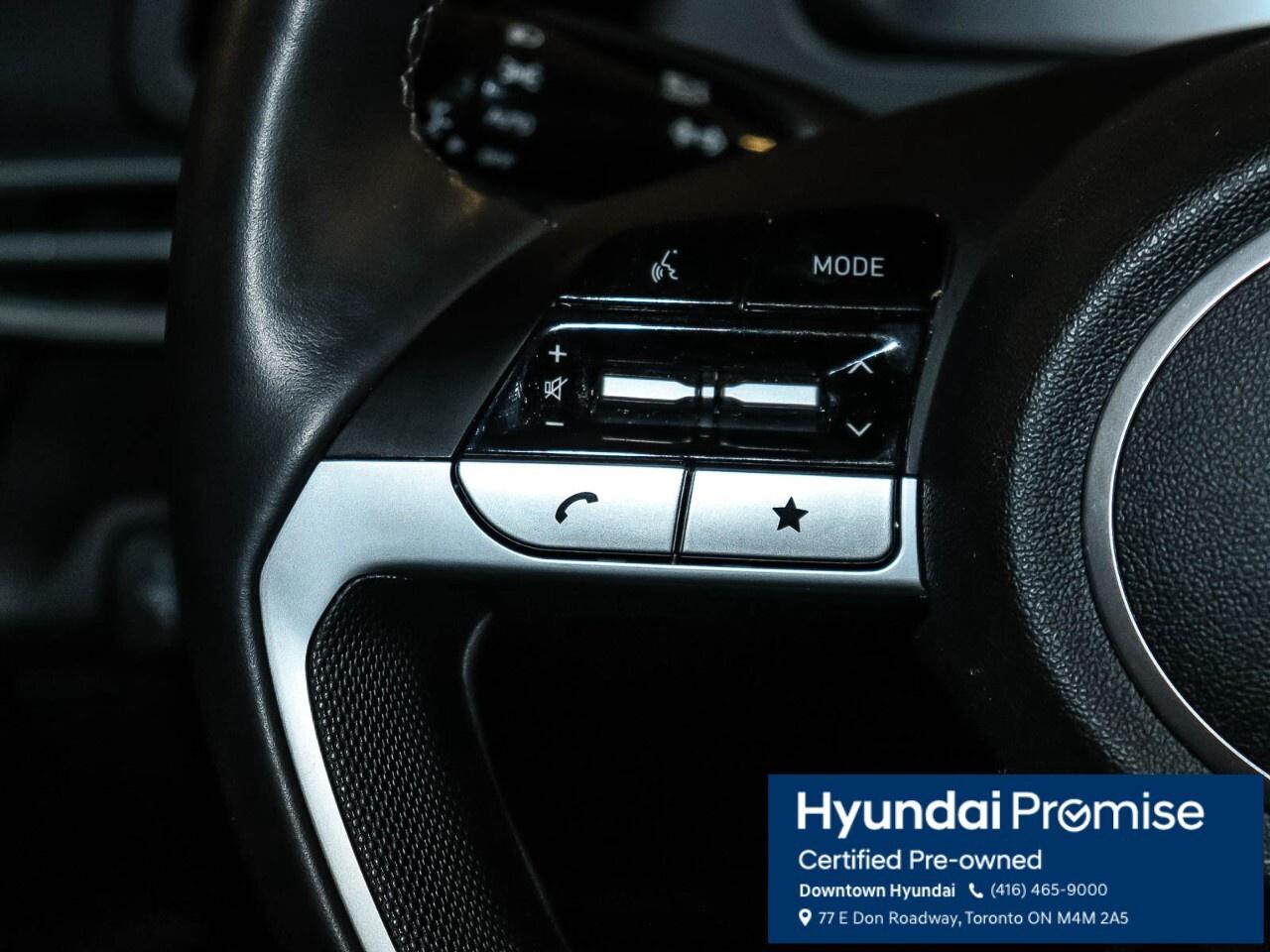 2024 Hyundai Elantra Preferred IVT Photo