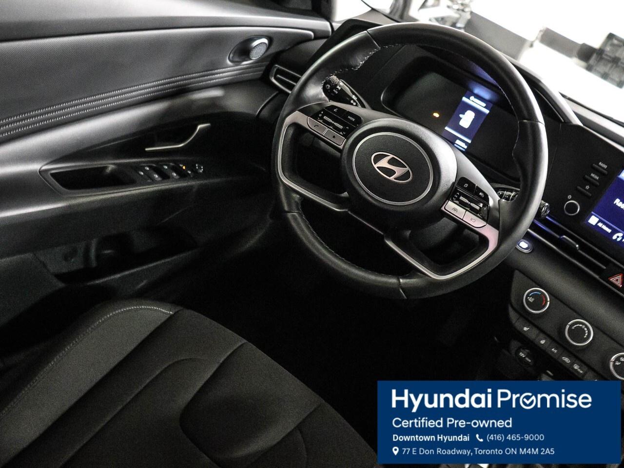 2024 Hyundai Elantra Preferred IVT Photo